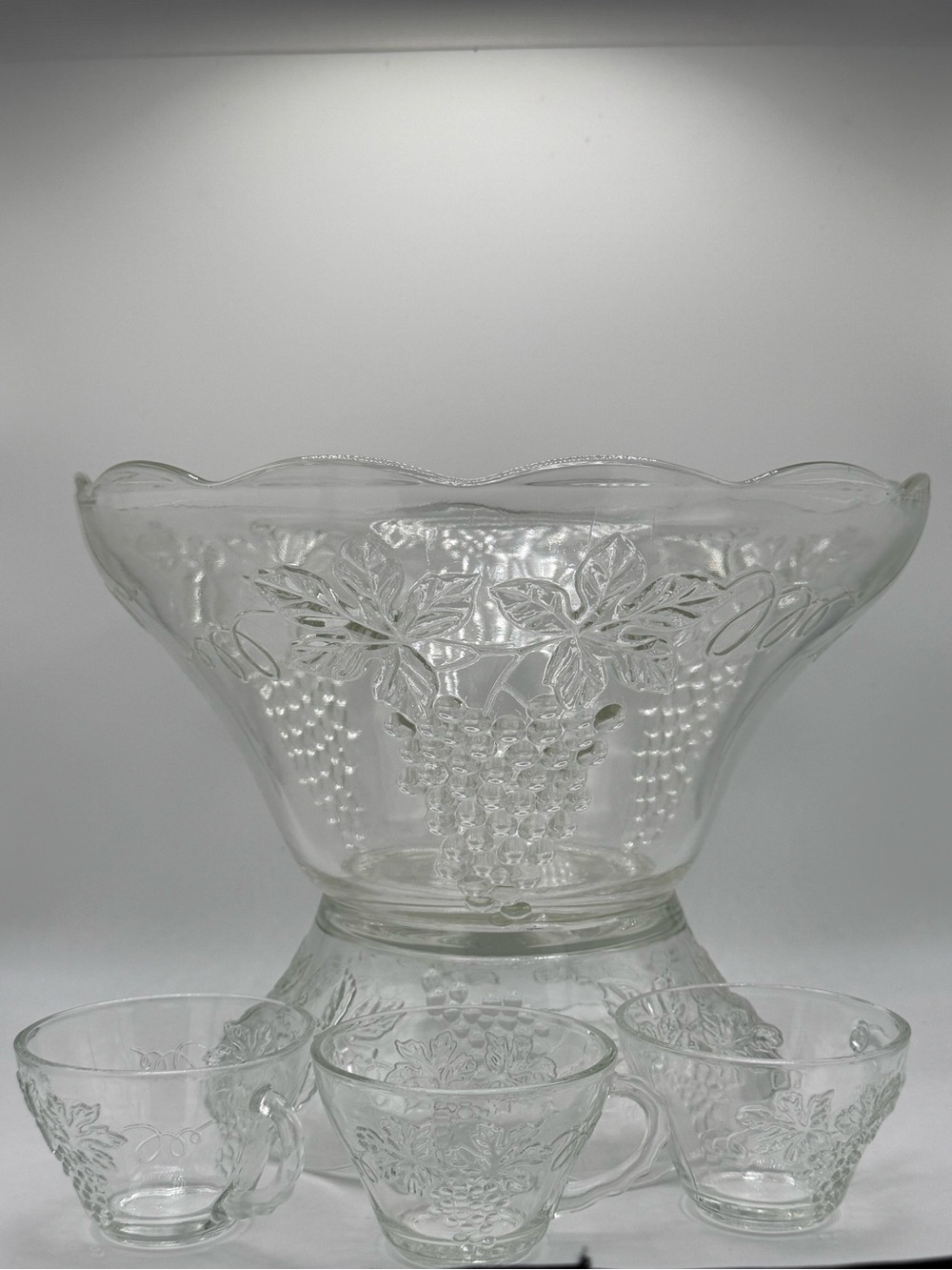 Anchor Hocking Harvest Grape Clear Glass Punch Bowl Set with 15 Cups